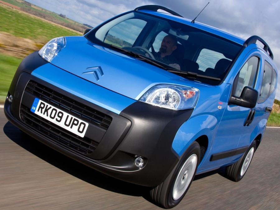  Citroen Nemo Multispace 2009 года  (UK) (фото 5 из 5)